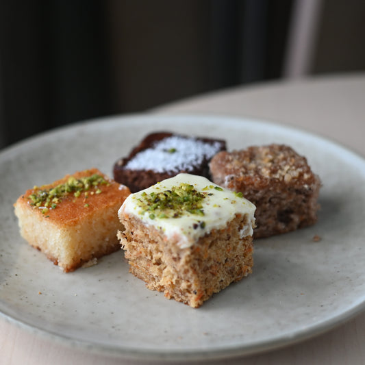 Slab Cake - Chocolate/ Apple Walnut/ Lemon/ Carrot Walnut - 30 pieces